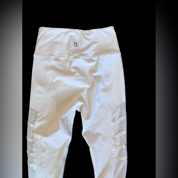 BUFFBUNNY Mesh High Waisted White Leggings Women’s Size S - Picture 4 of 12